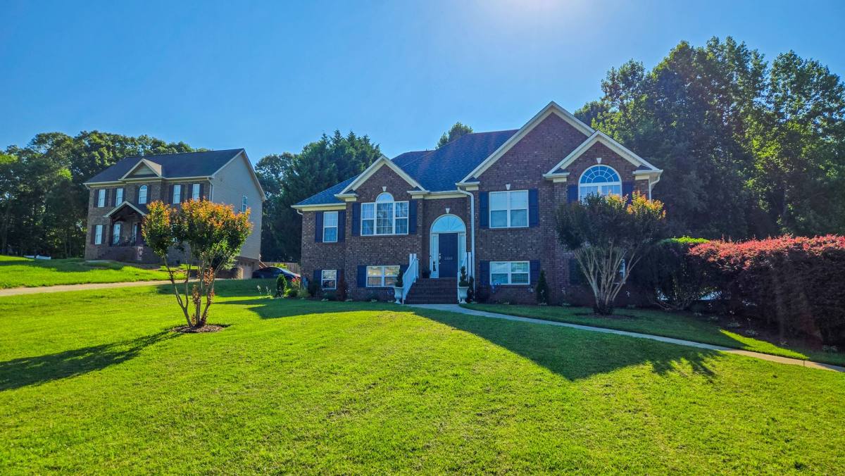 House for rent at 5333 Graycliff Lane, Clemmons, NC 27012