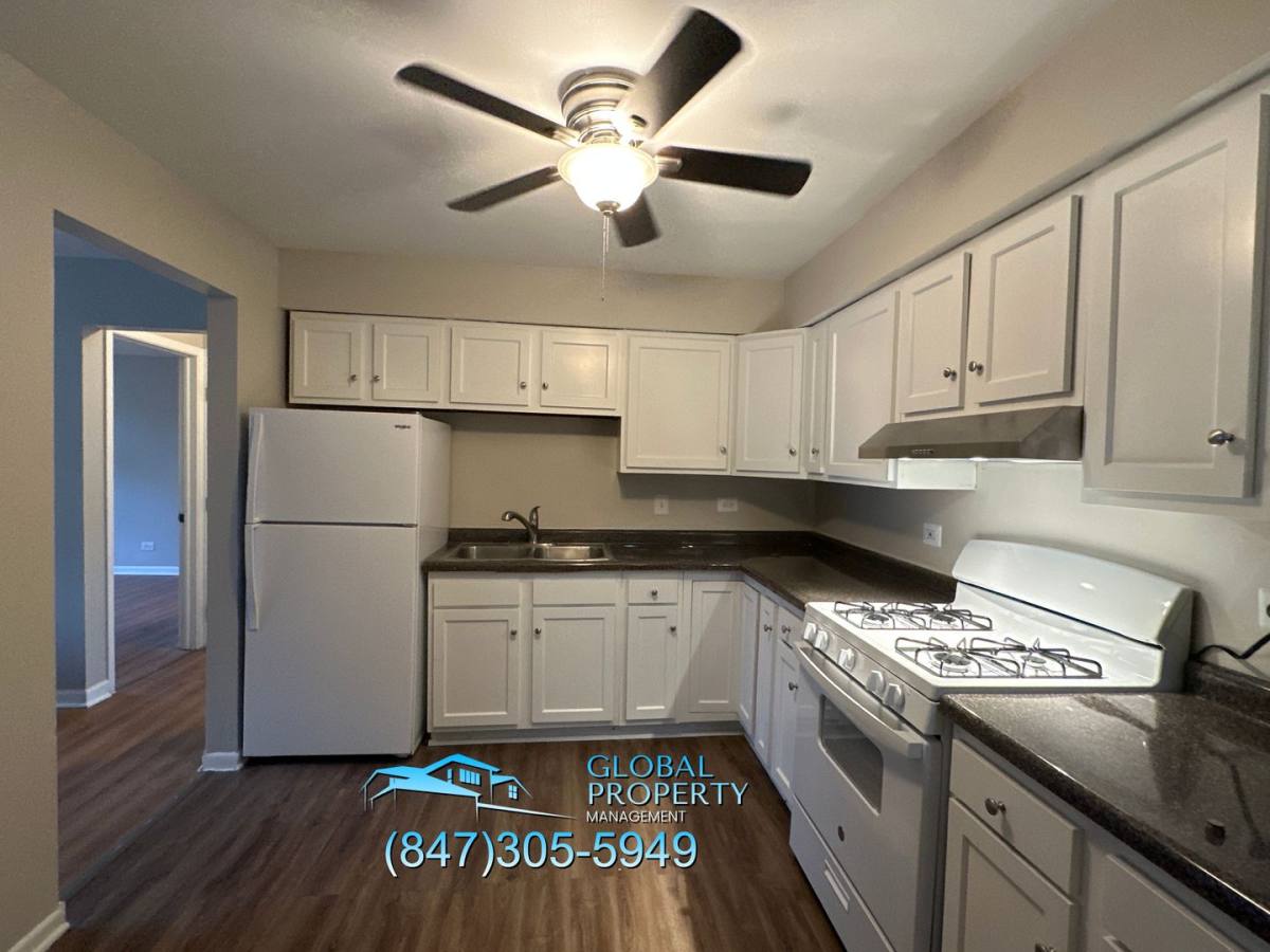 Apartment for rent at 260 E Grand Ave, Fox Lake, IL 60020