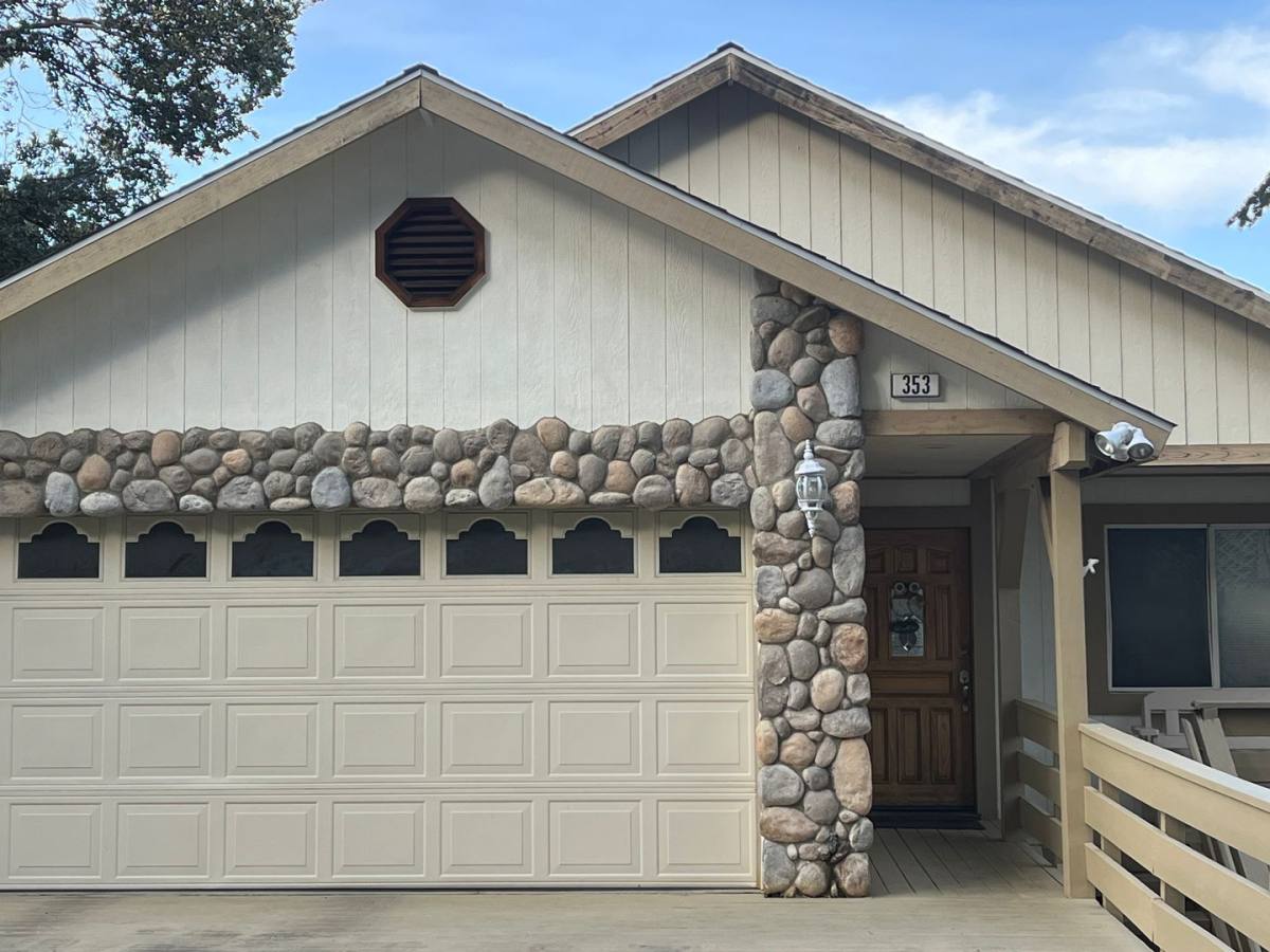 House for rent at 353 Wylerhorn Dr #1, Crestline, CA 92325