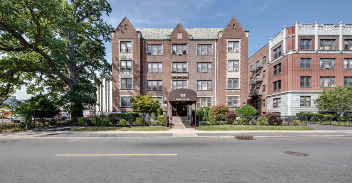 Apartment for rent at 157 Halsted St, East Orange, NJ 07018