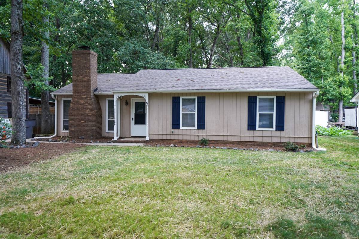 House for rent at 5115 Walnut Grove Lane, Charlotte, NC 28227