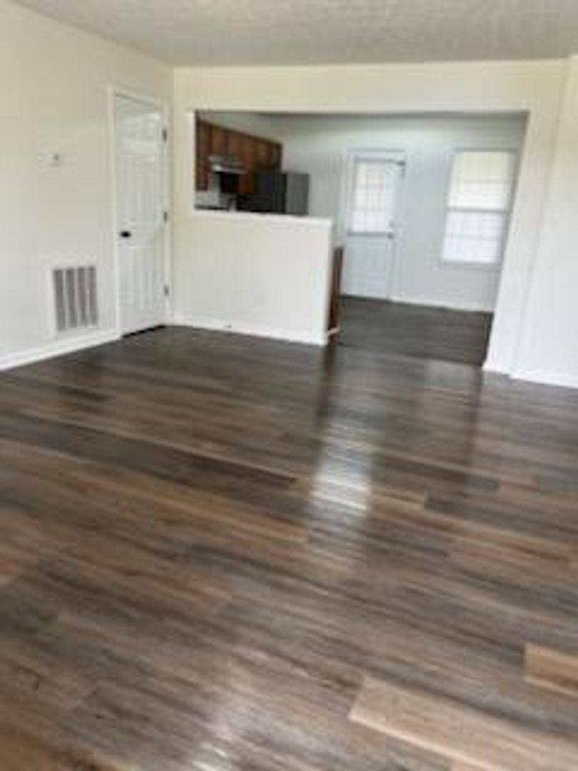 Apartment for rent at 120 Quail Ridge Circle, Glasgow, KY 42141