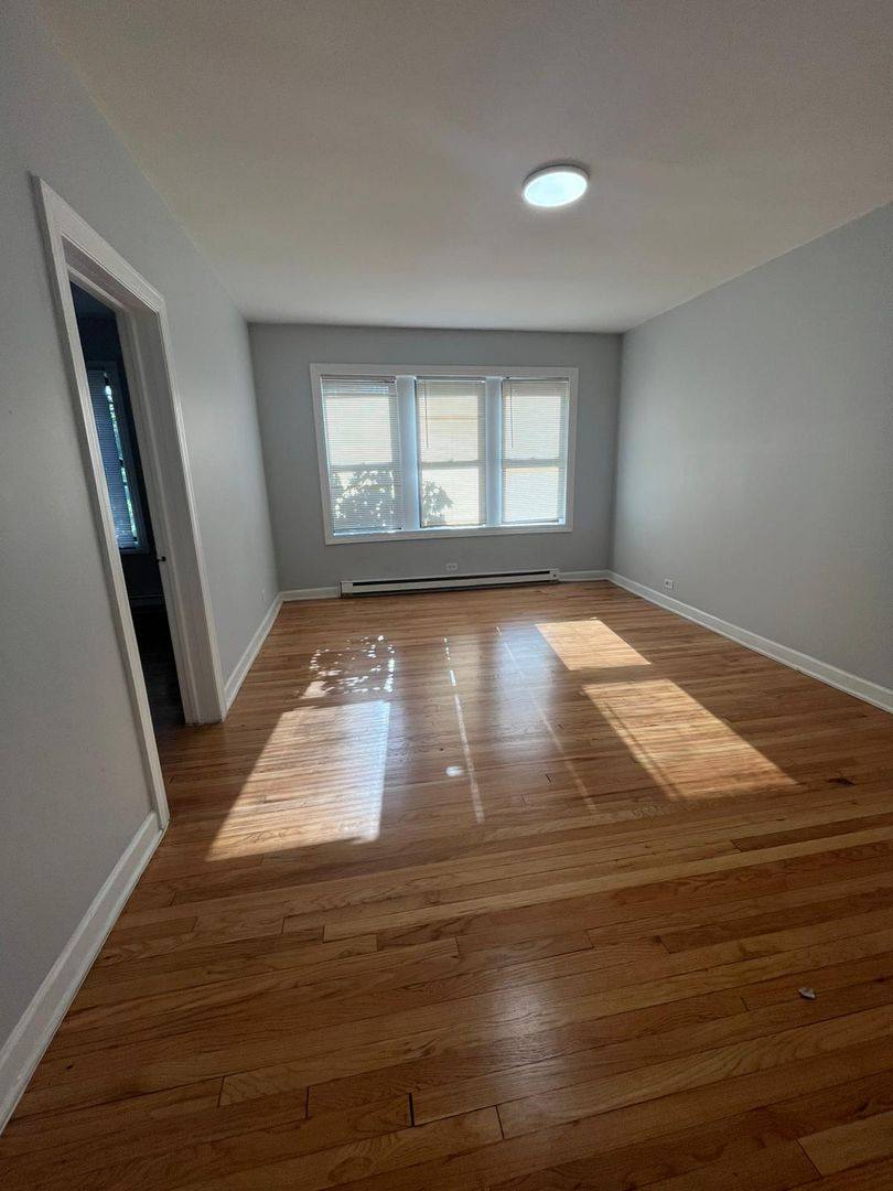 Apartment for rent at 7451-59 S Bennett Ave, Chicago, IL 60608