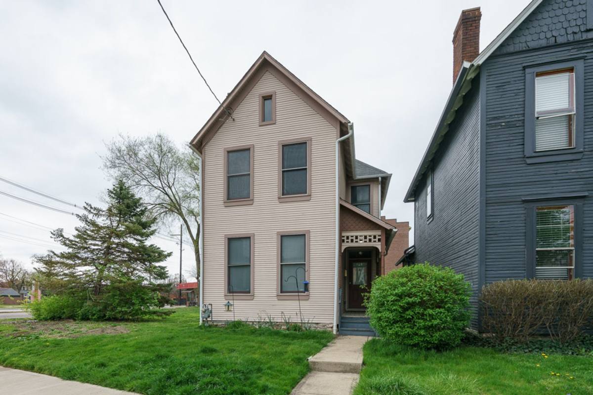 House for rent at 234 E 3rd Ave, Columbus, OH 43201
