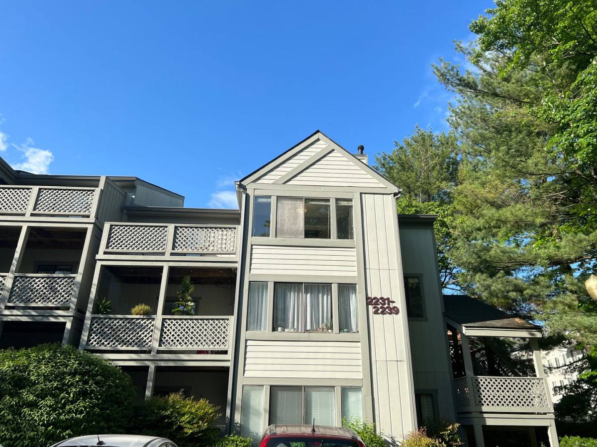 Condo for rent at 2239 Hunters Run Dr, Reston, VA 20191