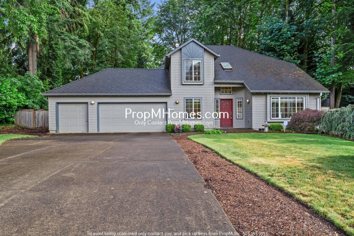 House for rent at 15155 Brook Court, Lake Oswego, OR 97035
