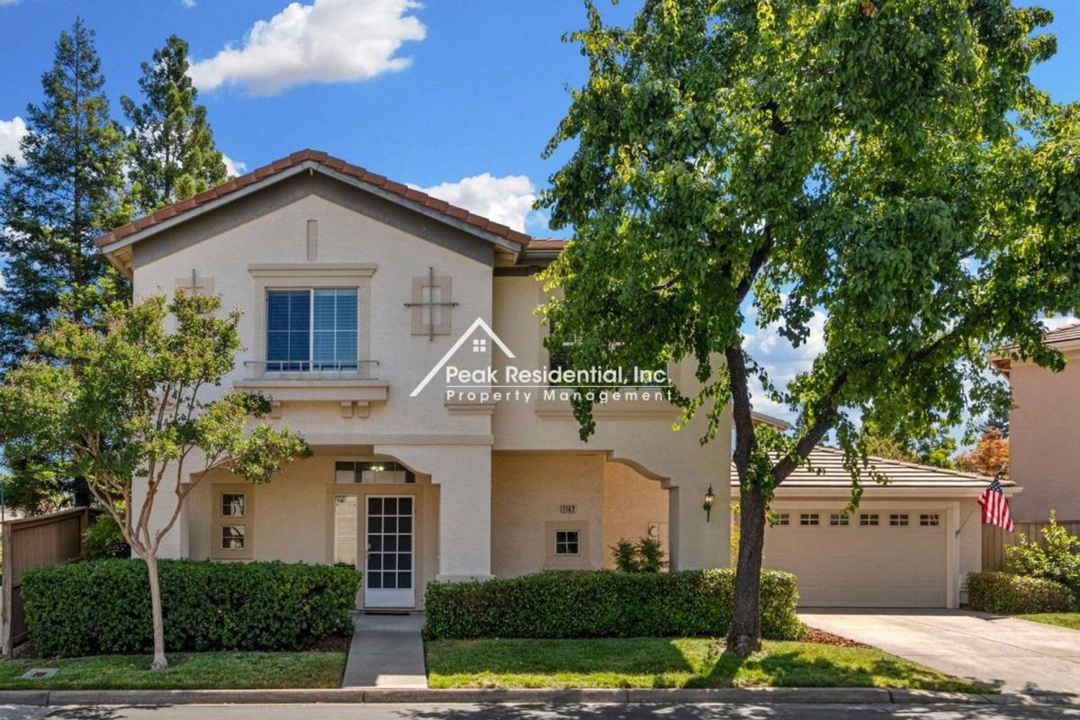 House for rent at 1162 Reston Dr, Folsom, CA 95630