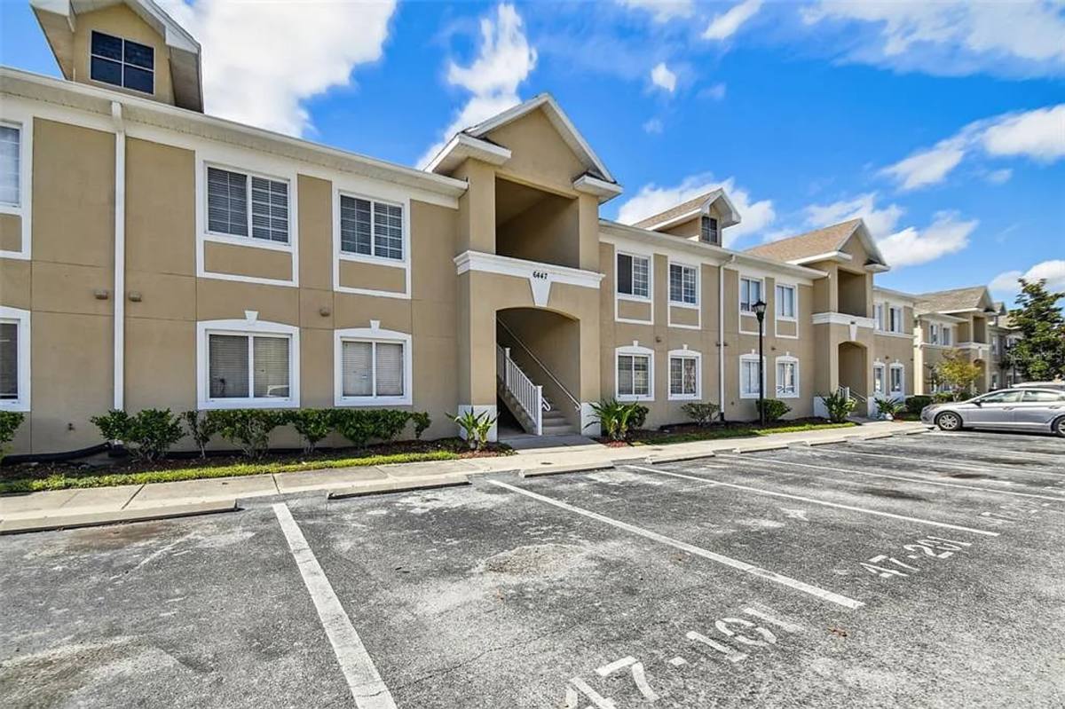 Condo for rent at 6447 Cypressdale Dr #202, Riverview, FL 33578