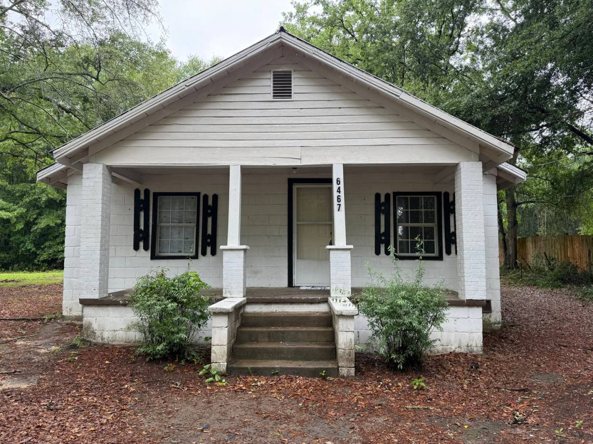 House for rent at 6467 Robinson Bridge Rd, Wadesboro, NC 28170