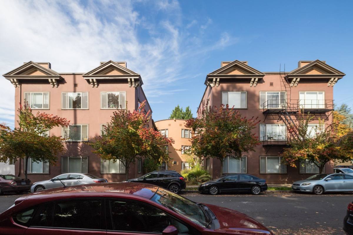 Apartment for rent at 833 NE Schuyler St, Portland, OR 97212