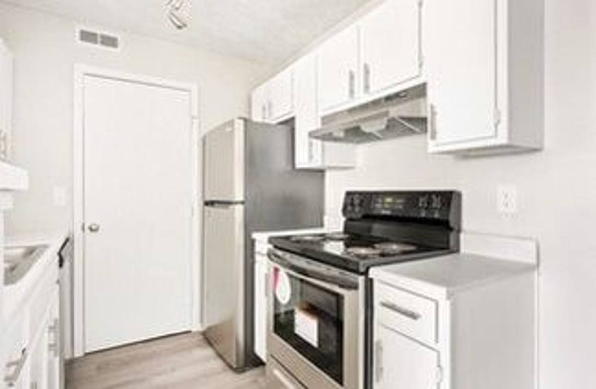 Apartment for rent at 4711 Bay Run Dr, Columbus, OH 43228