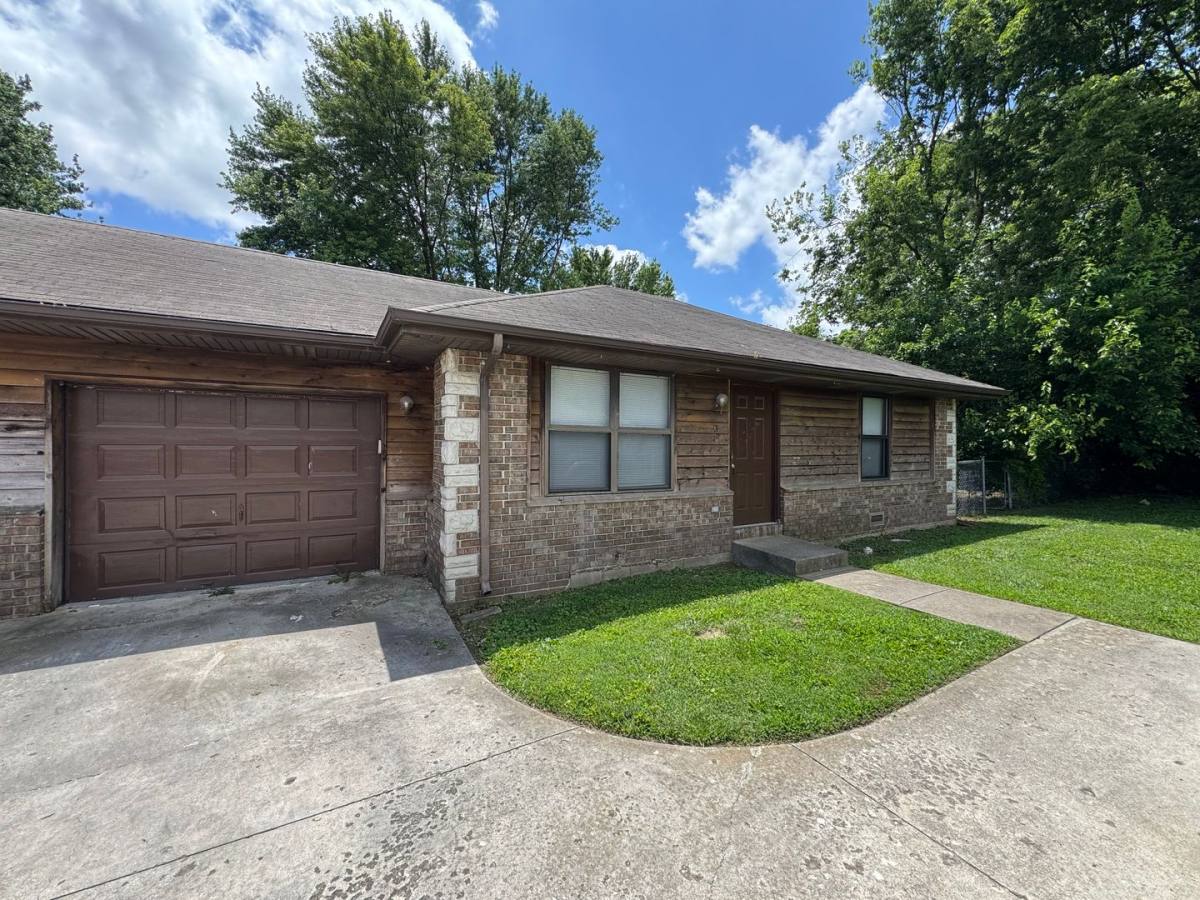 House for rent at 919 N Homewood, Springfield, MO 65803