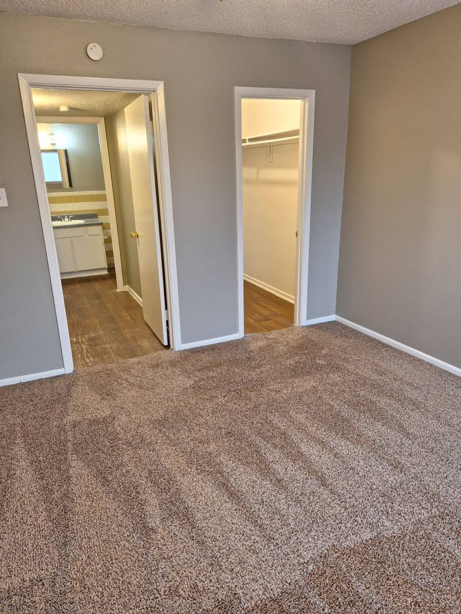 Apartment for rent at 3301 W Woodlawn, San Antonio, TX 78228