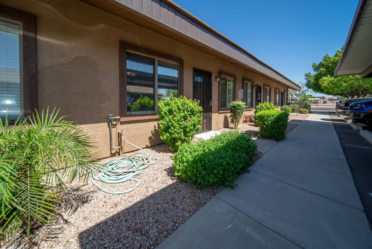 Apartment for rent at 6521 E University Dr, Mesa, AZ 85205