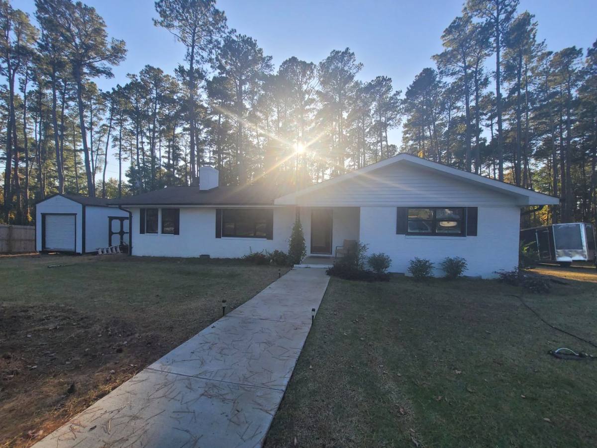 House for rent at 2666 Niagara Carthage Rd, Carthage, NC 28327