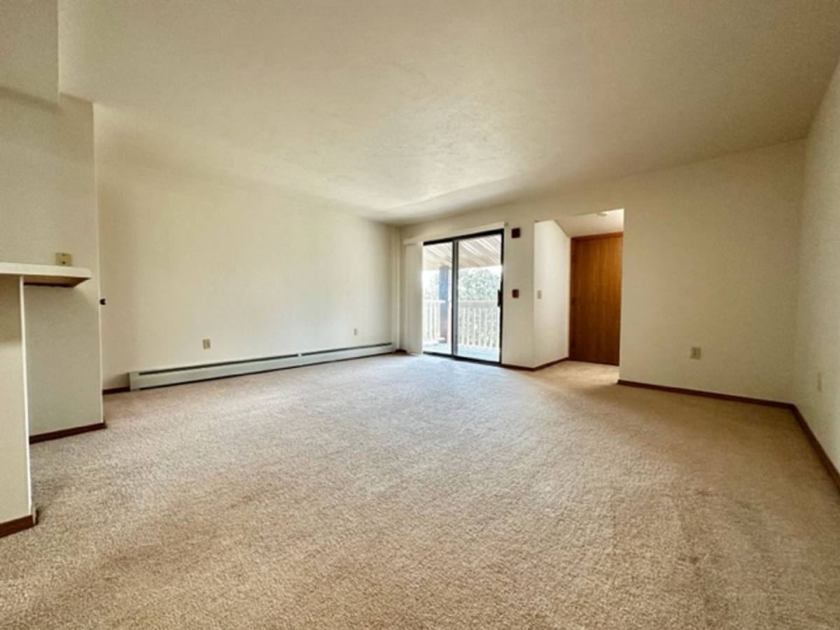 Apartment for rent at 1791 Eldorado Dr, Green Bay, WI 54302