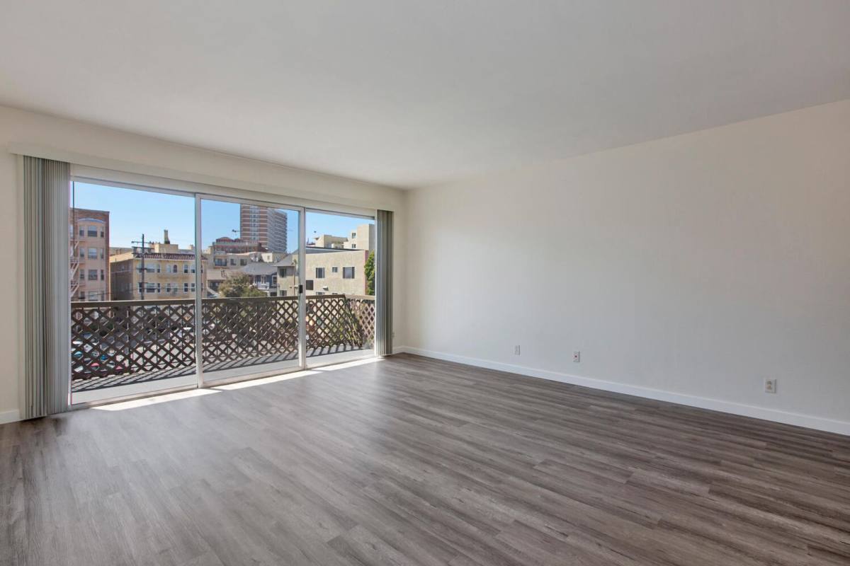 Apartment for rent at 465 Lee St, Oakland, CA 94610