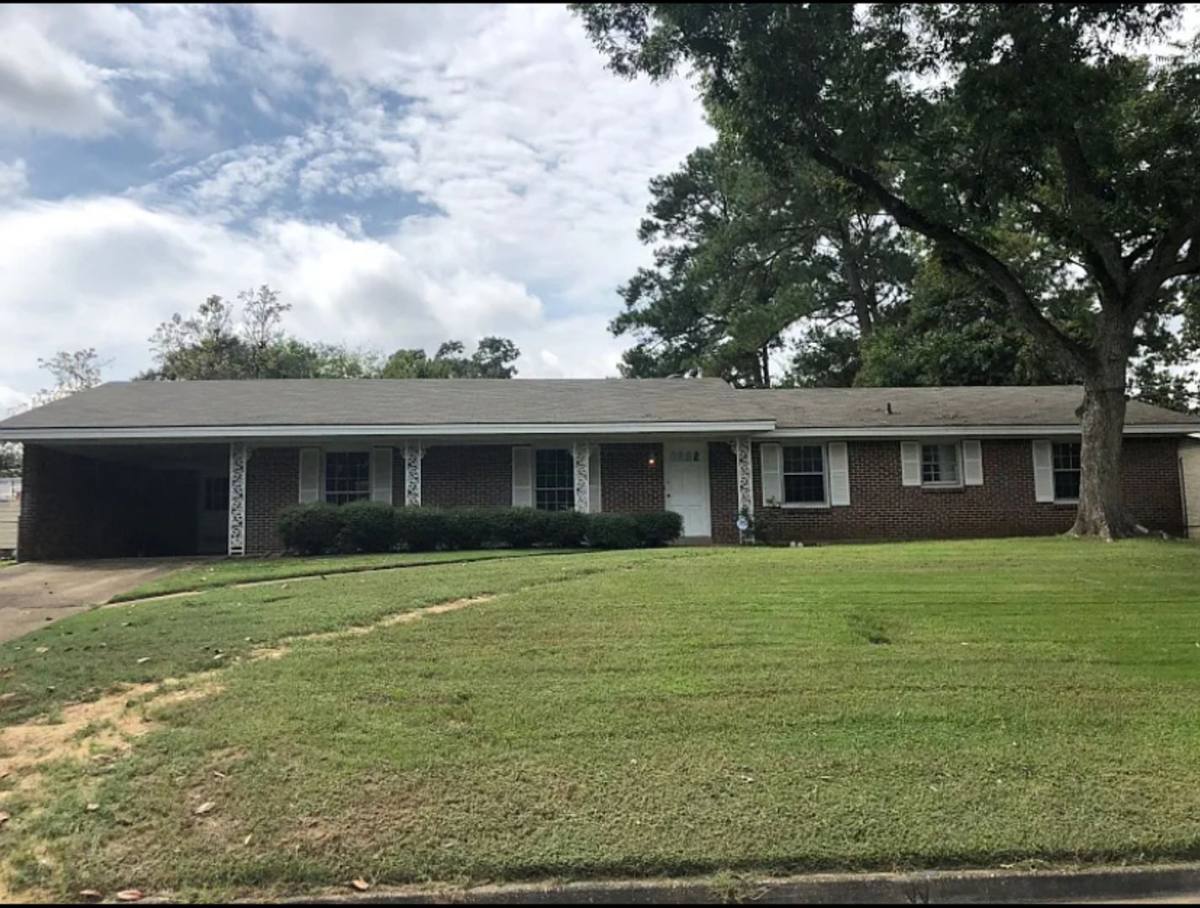 House for rent at 119 Sycamore Dr, Prattville, AL 36066