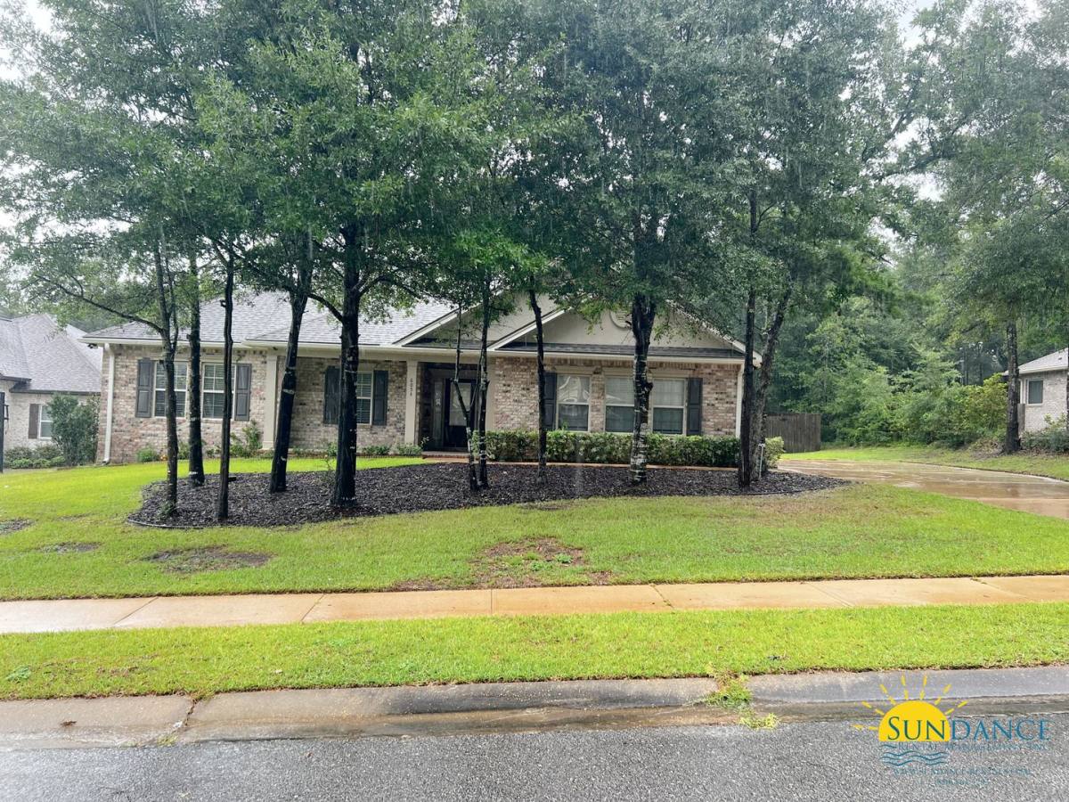 House for rent at 6054 Diamante Dr, Crestview, FL 32539