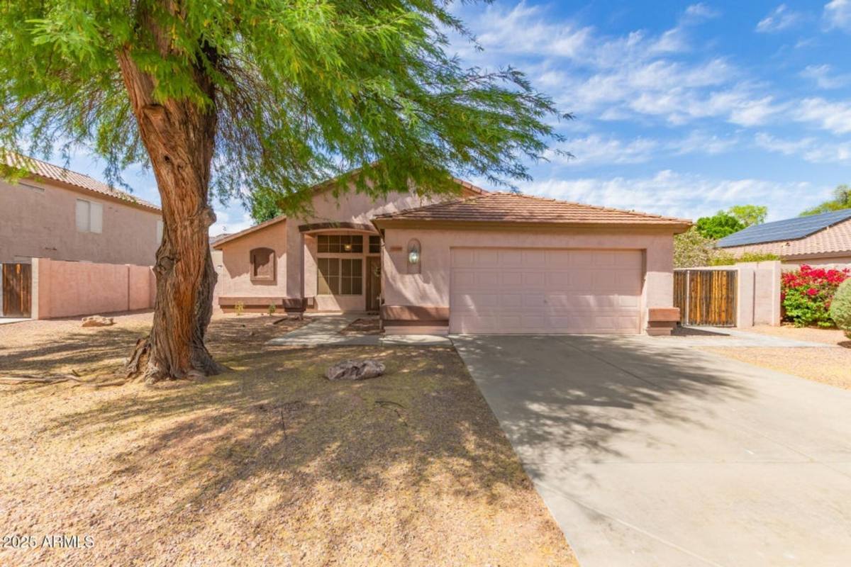 House for rent at 1028 W Chilton Ave, Gilbert, AZ 85233