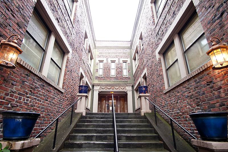Apartment for rent at 130 NW 19th Ave, Portland, OR 97209