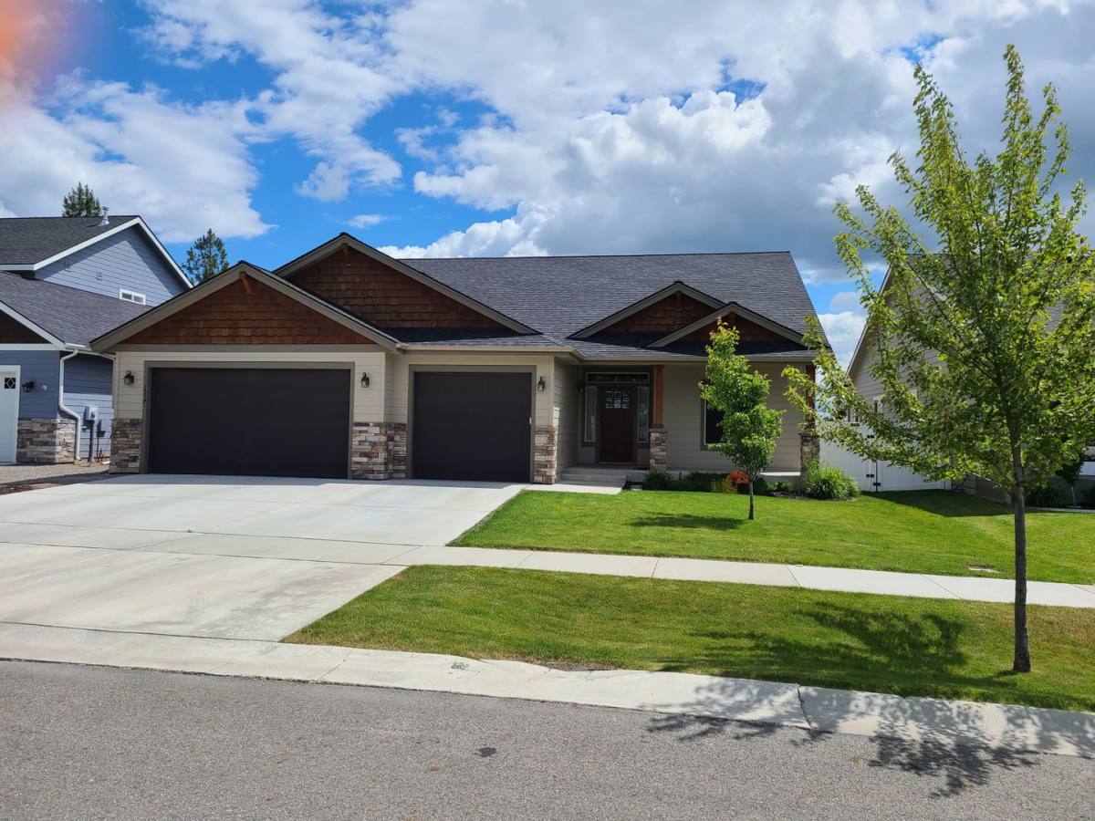 1534 N Brady St, Post Falls, ID 83854