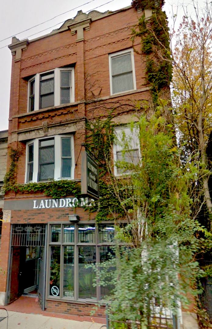 Apartment for rent at 2526 N California Ave, Chicago, IL 60647