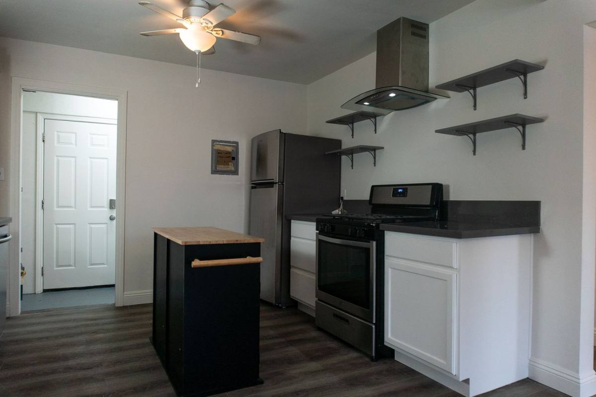Apartment for rent at 568-570 10th St, Imperial Beach, CA 91932
