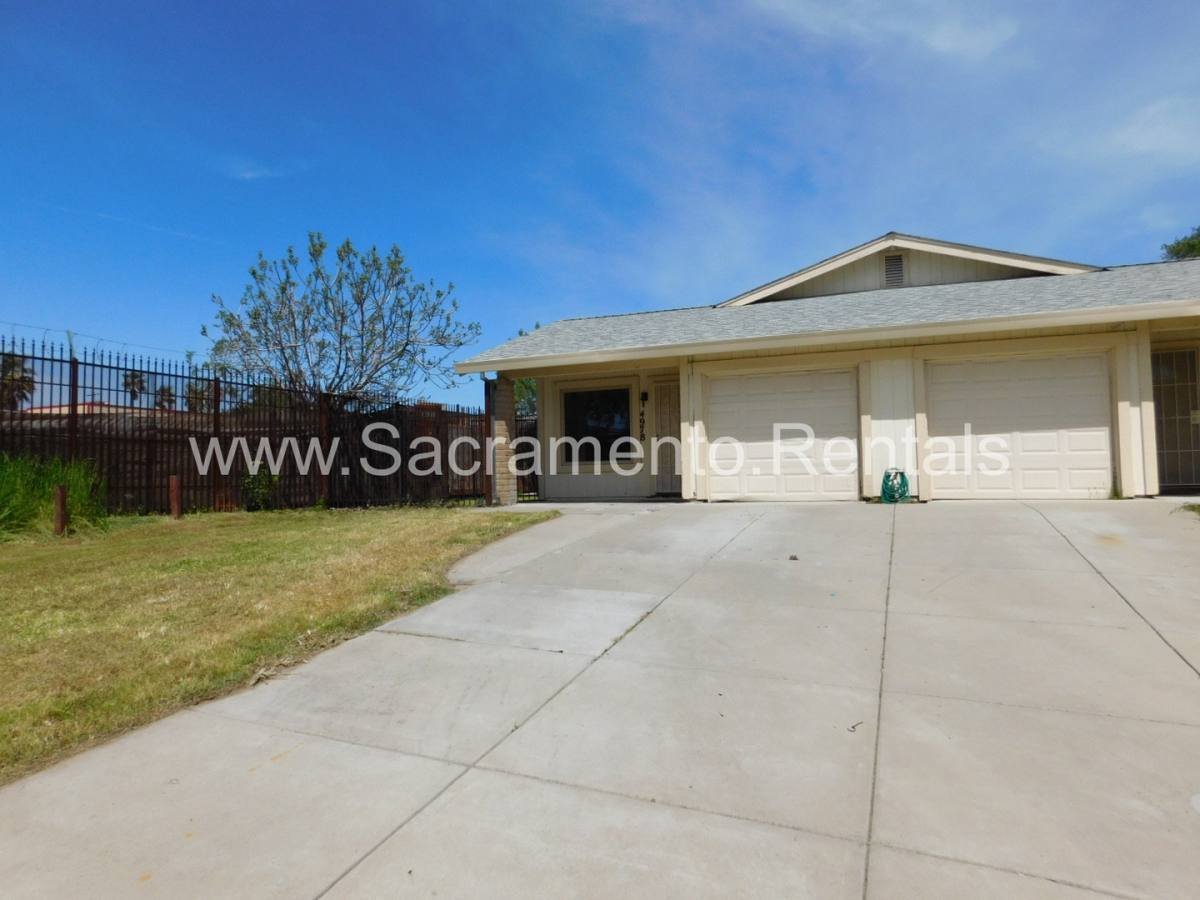 House for rent at 4978 Saddlerock Way, Sacramento, CA 95841