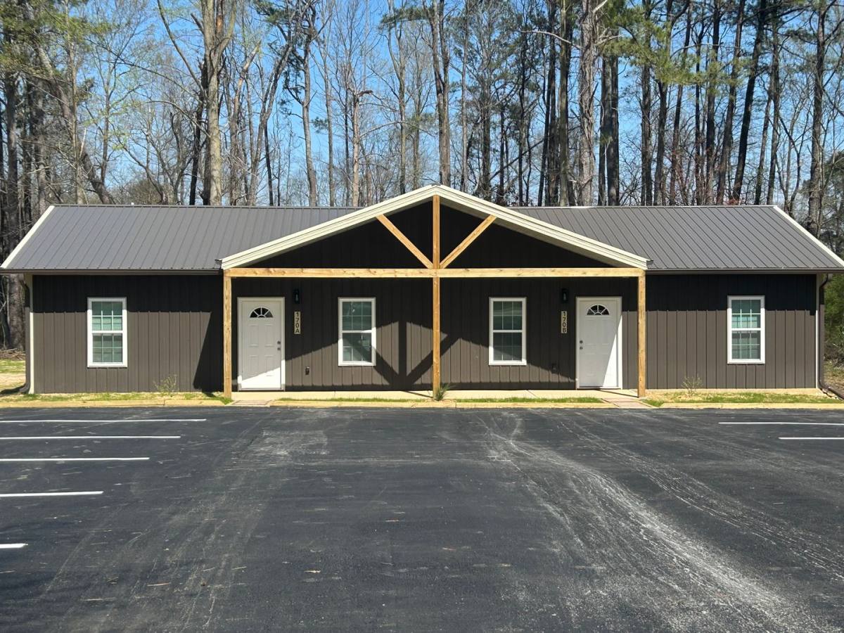 Apartment for rent at 170-216 Mat Morrow Rd, Arab, AL 35016