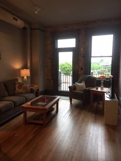 Apartment for rent at 143 W Main St, Spartanburg, SC 29306