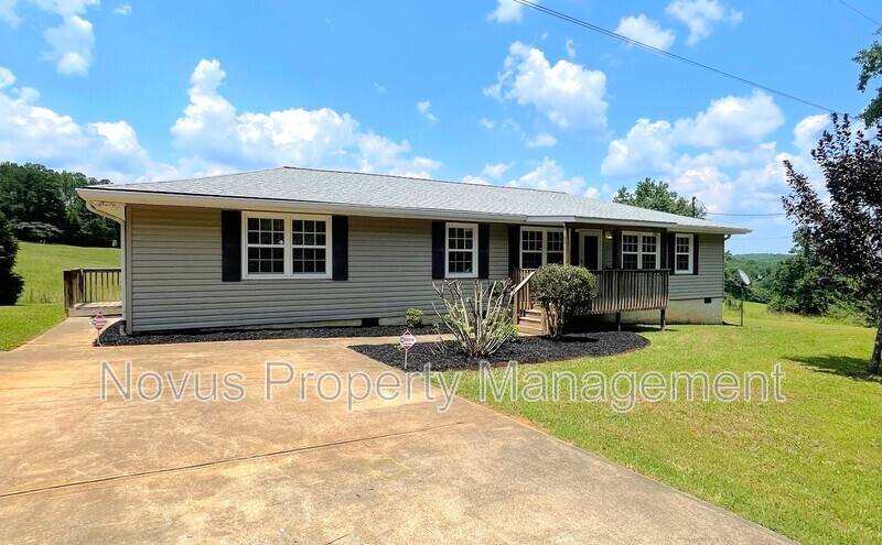 House for rent at 271 Castleman Rd, Carrollton, GA 30117