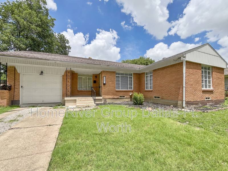 House for rent at 2339 San Medina Ave, Dallas, TX 75228