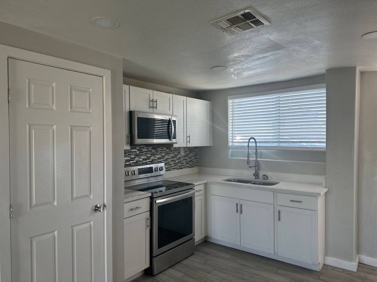 Apartment for rent at 5113 & 5123 N 17th Ave, Phoenix, AZ 85015