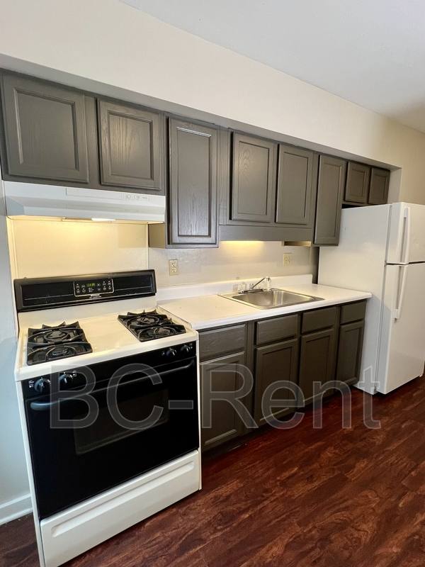 Townhouse for rent at 38 Fourth St, Midland, PA 15059
