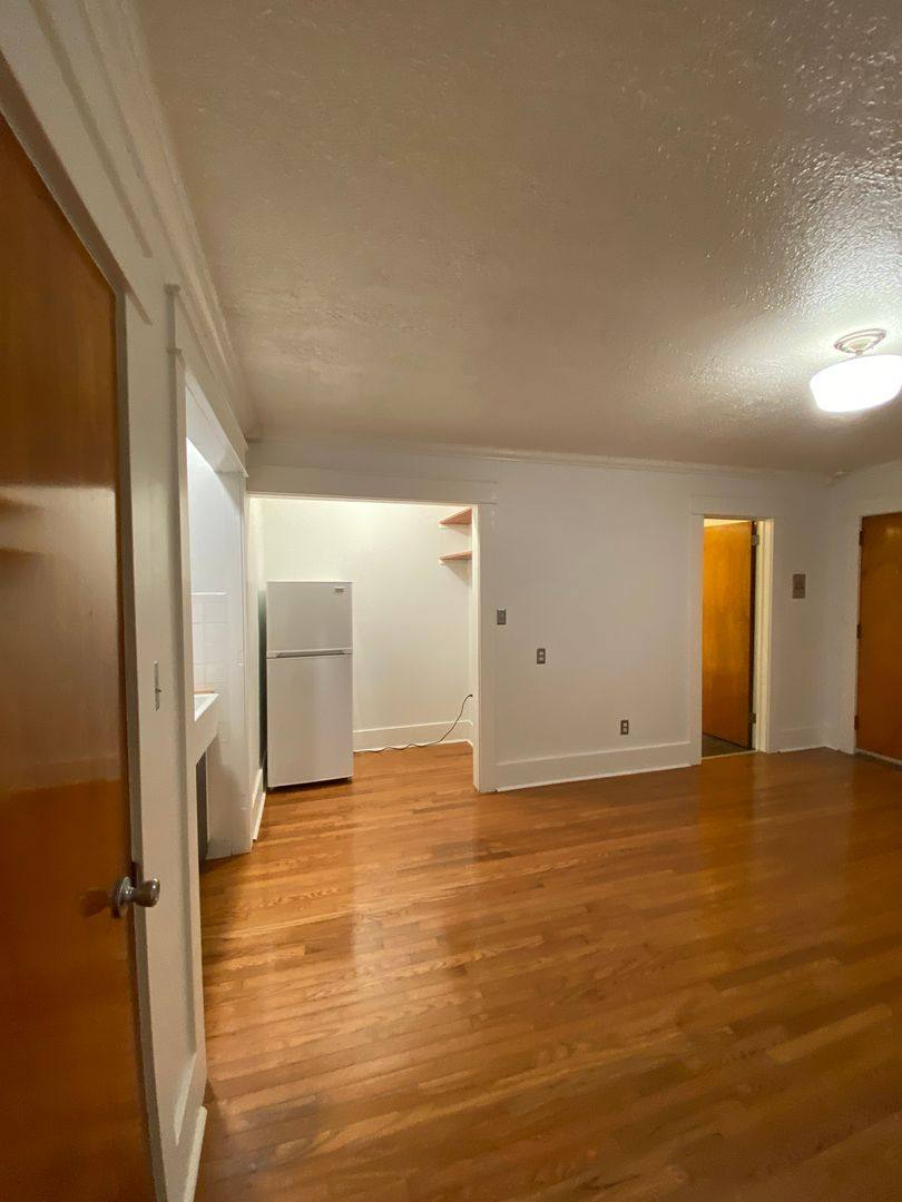 Apartment for rent at 125 NW 20th Place, Portland, OR 97209
