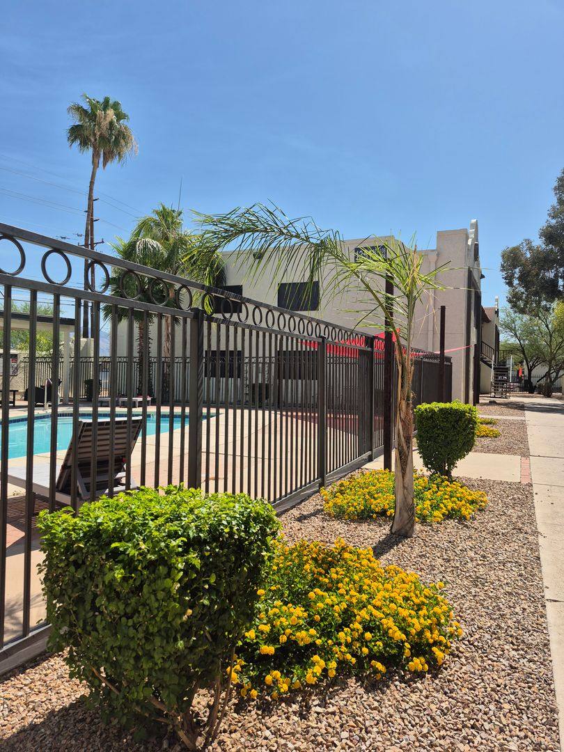 Apartment for rent at 1335 & 1351 W Saint Mary's Rd, Tucson, AZ 85745