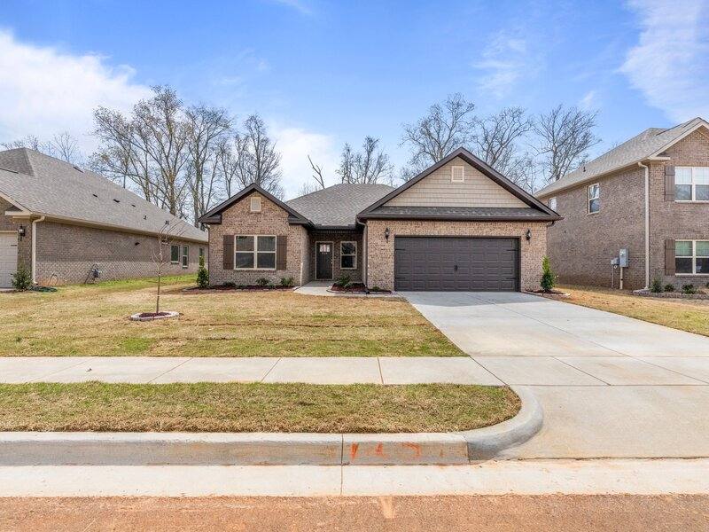 House for rent at 210 Saddle St, New Market, AL 35761