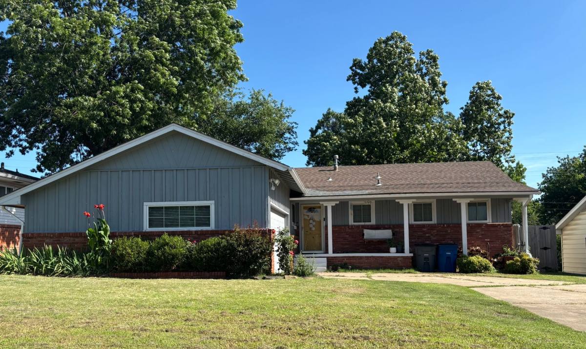 House for rent at 5749 E 30th St, Tulsa, OK 74114