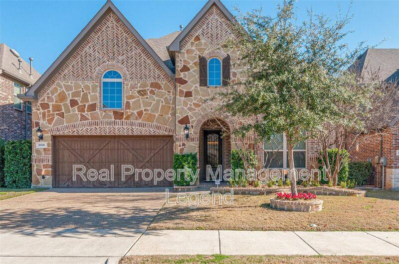 House for rent at 2826 Exeter Dr, Roanoke, TX 76262