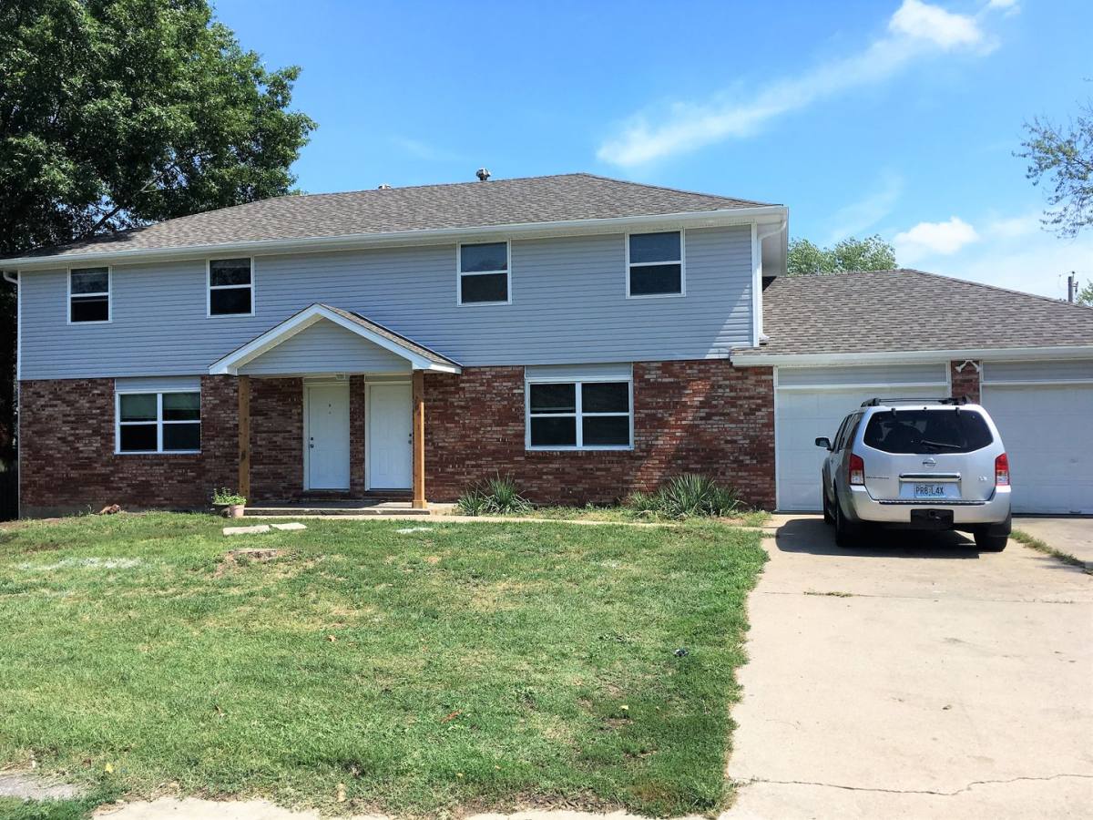 Apartment for rent at 204 S Scott Blvd, Columbia, MO 65203