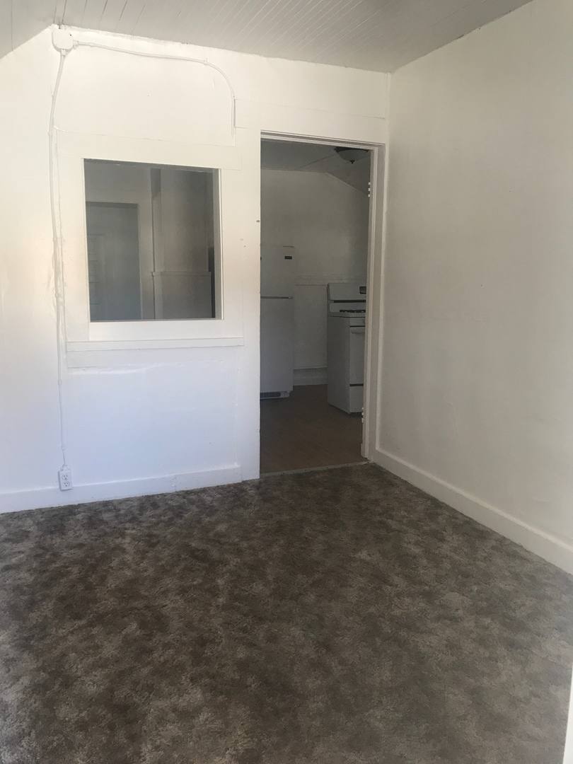 Apartment for rent at 1745 Menlo Way #3, Klamath Falls, OR 97601