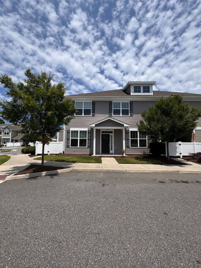 Townhouse for rent at 1303 Tides Edge Court, Hampton, VA 23666