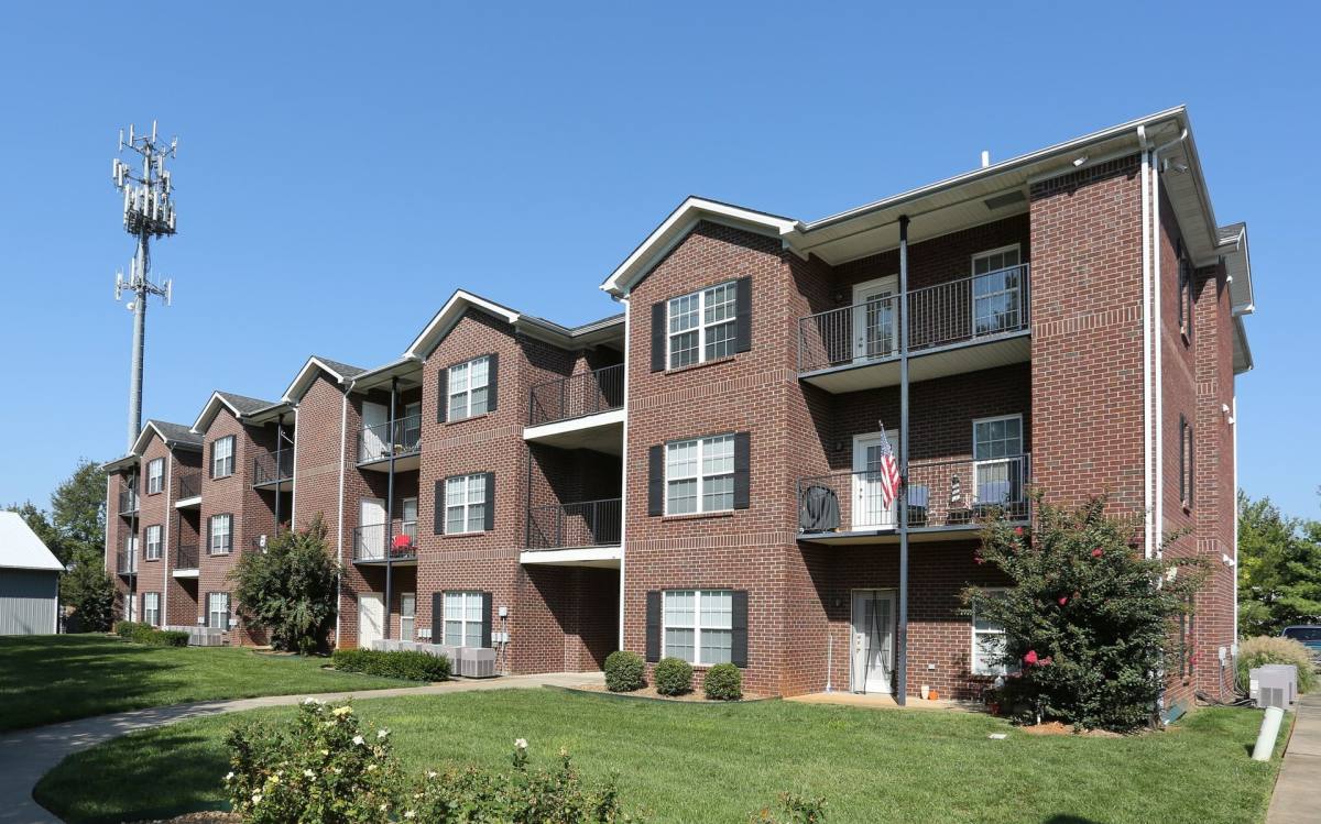 Apartment for rent at 2463 Ken Bale Blvd, Bowling Green, KY 42103
