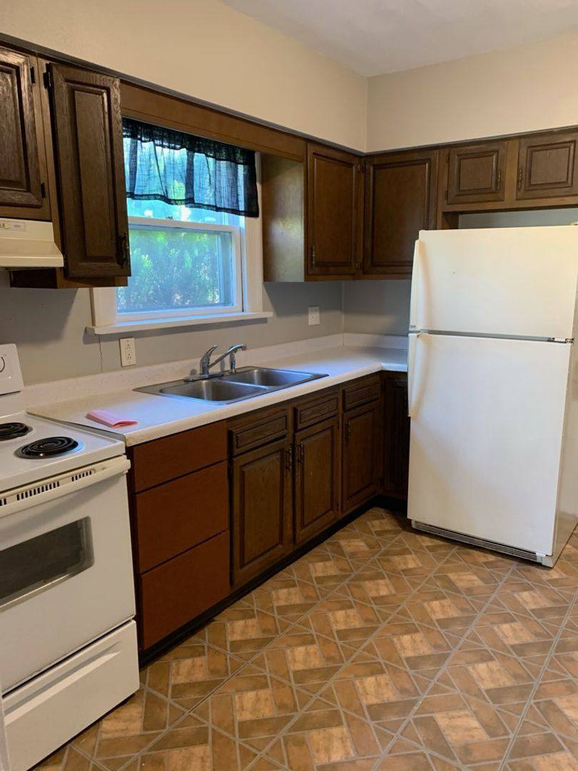 Apartment for rent at 3548 Willy Parkway, Toledo, OH 43612