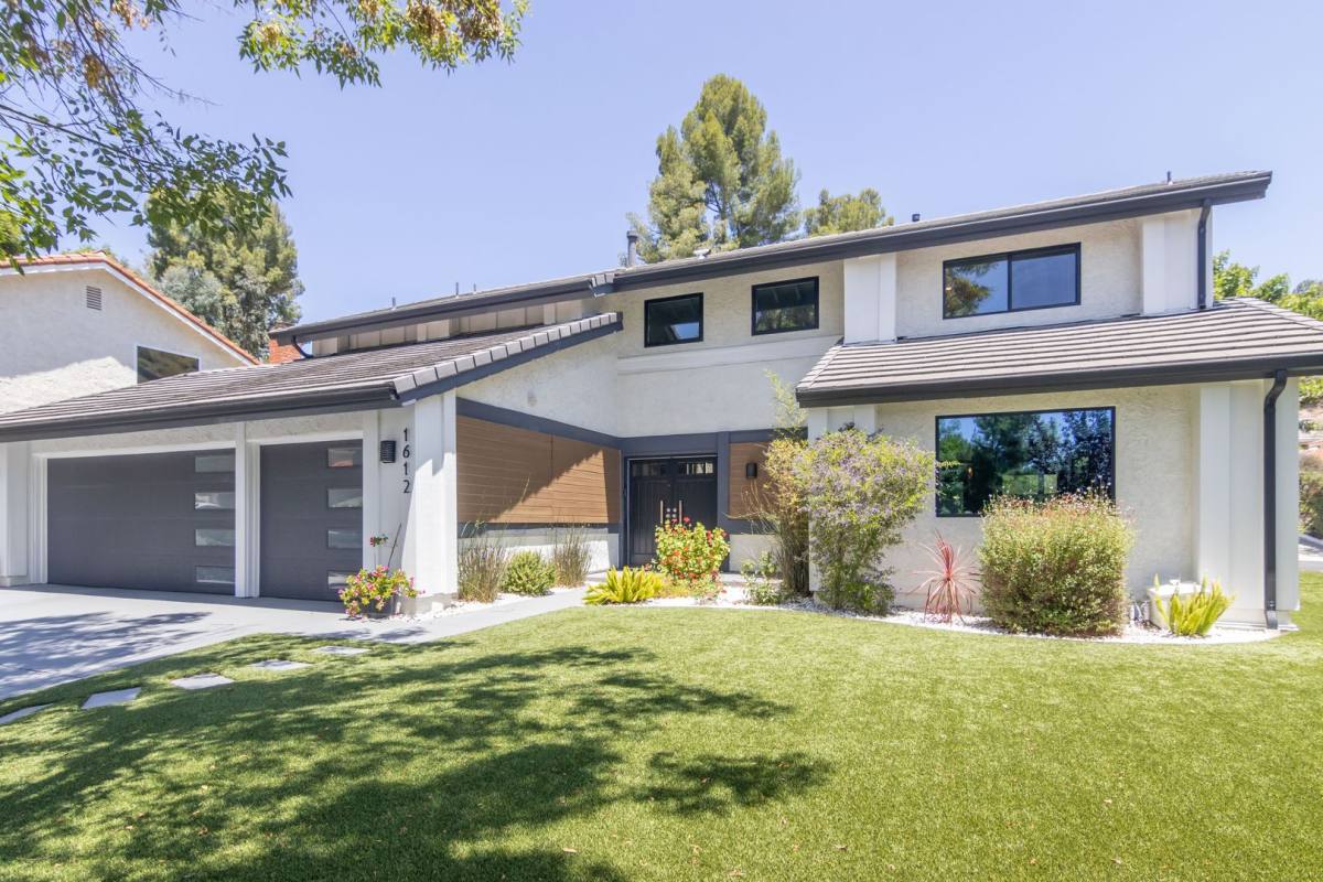 House for rent at 1612 Valecroft Ave, Westlake Village, CA 91361