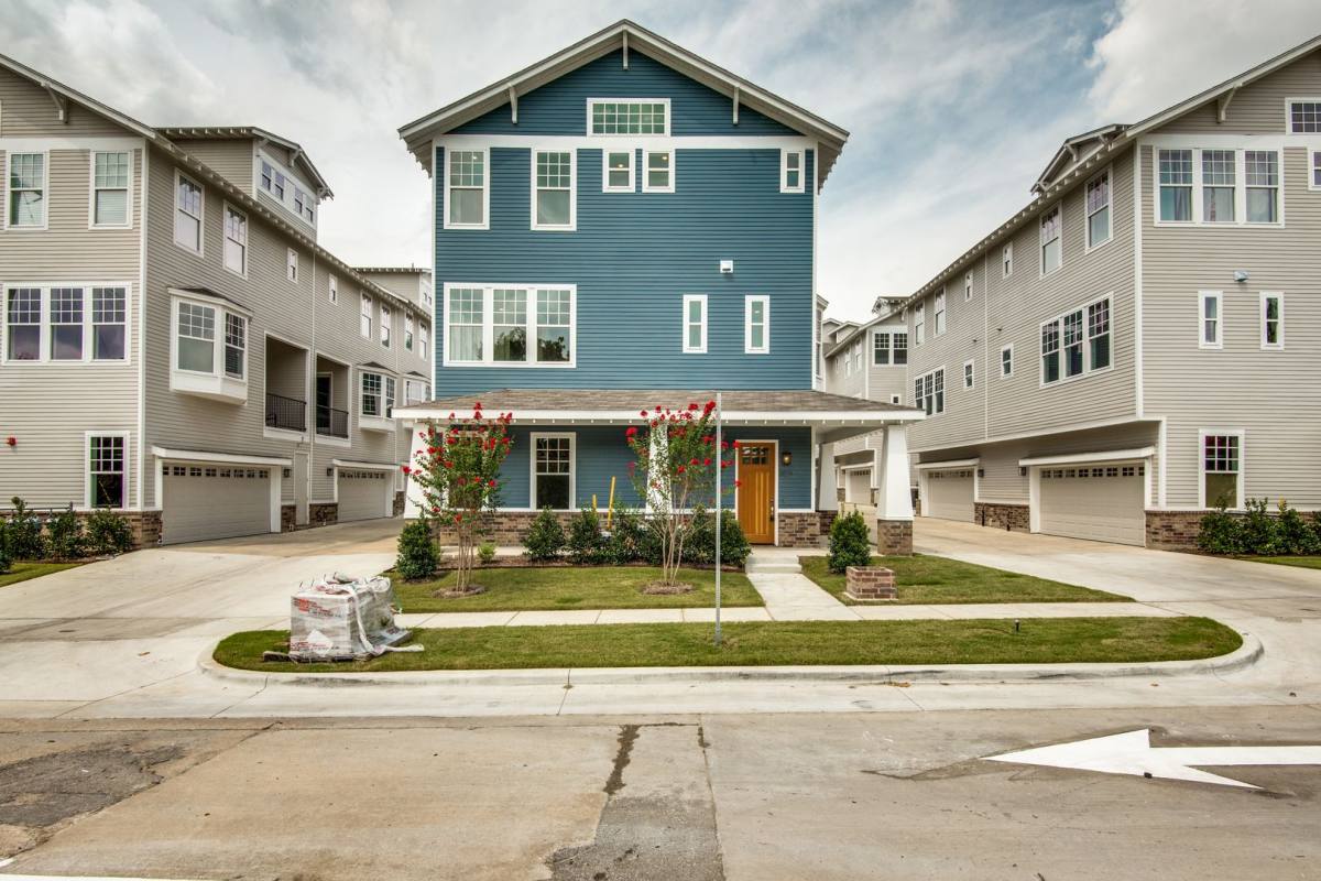 House for rent at 645 N Tyler #201, Dallas, TX 75208