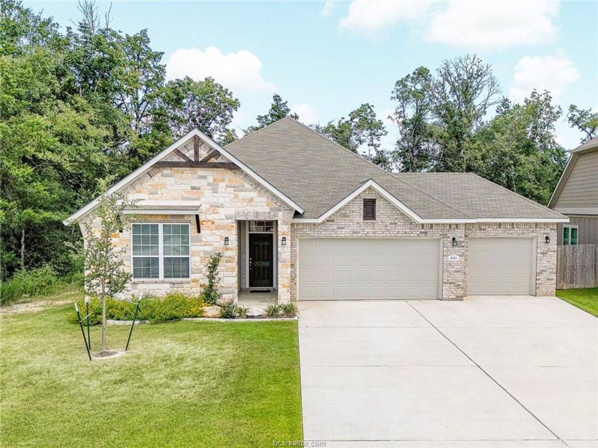 House for rent at 1814 Thorndyke, Bryan, TX 77807