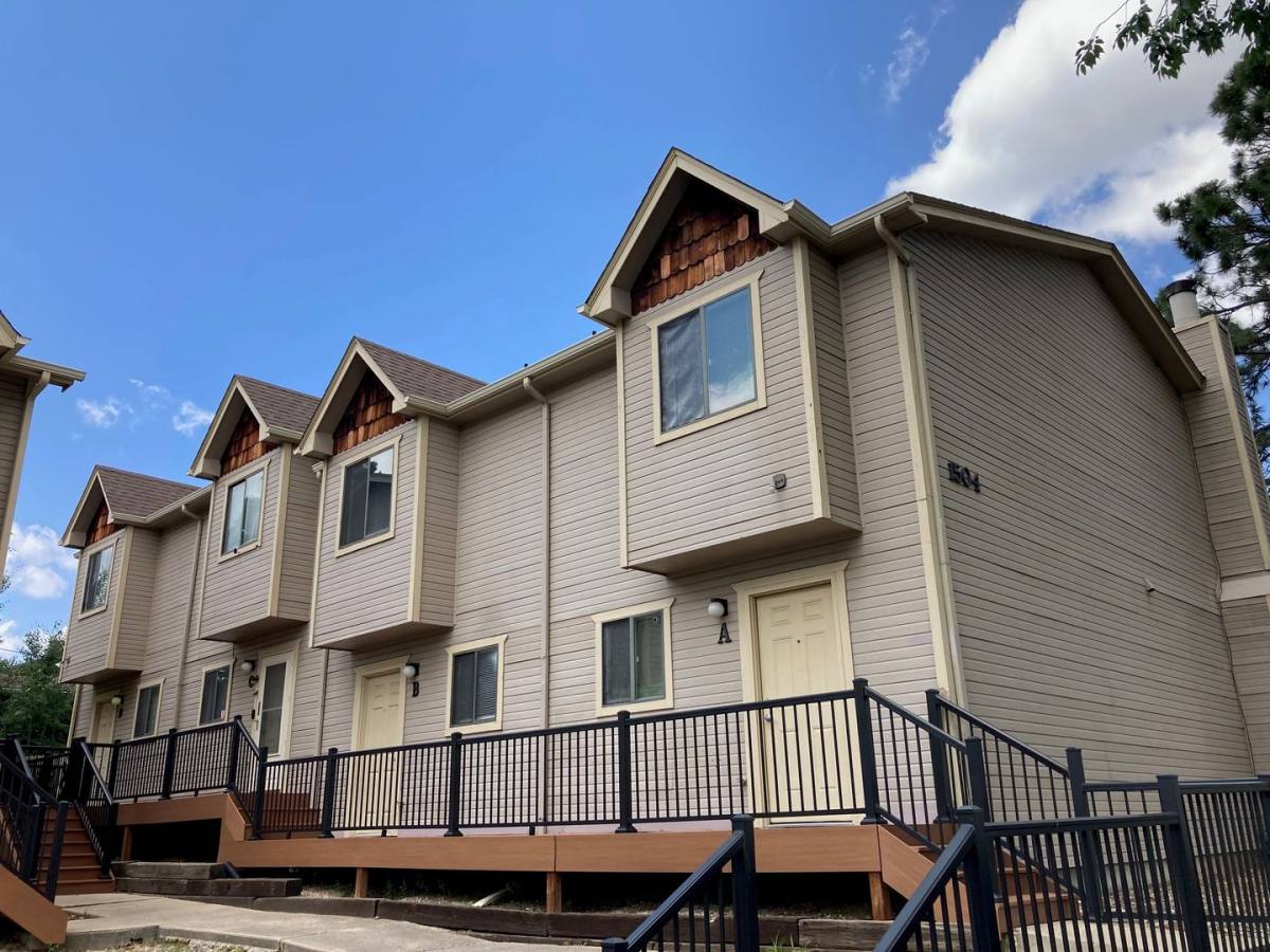 Townhouse for rent at 1504 Crestone Ave, Colorado Springs, CO 80905