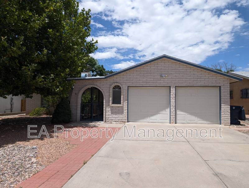 House for rent at 6709 Hensch Ave NE, Albuquerque, NM 87109